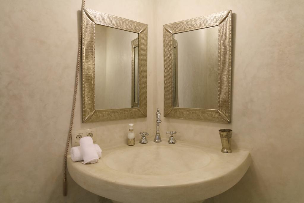 Riad Dar Ayur 마라케시 객실 사진